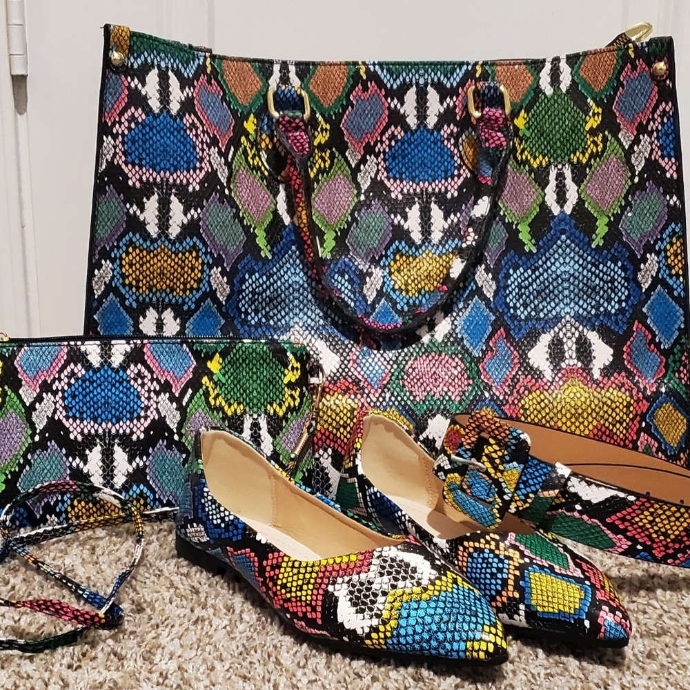 NEW‼️4 ITEMS-Multicolor reptile print bundle w/belt, shoes, tote and crossbody.